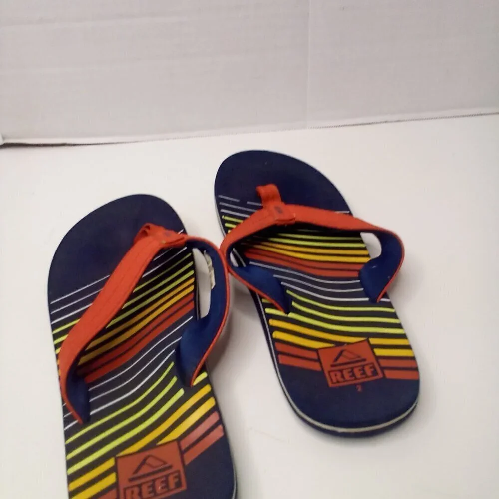 Reef Flip Flops Boys 2 Kids Rainbow Colorful Pre-owned